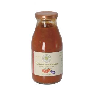 Sauce aus Kirschto- maten  alla norma (Auberginen)