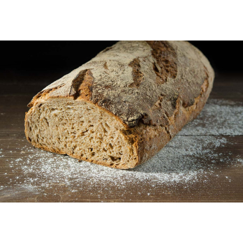 Uriges Landbrot