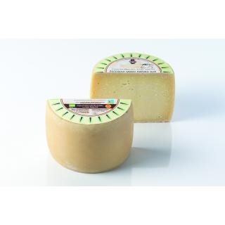 Pecorino, jung     mit Pistazie